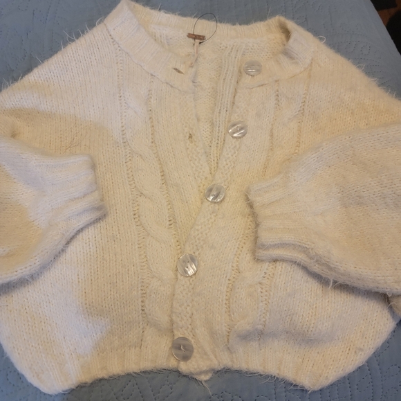 Free People cashmere sweater - Picture 6 of 7